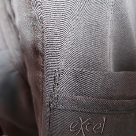 Excel scrub top - Picture 4 of 8